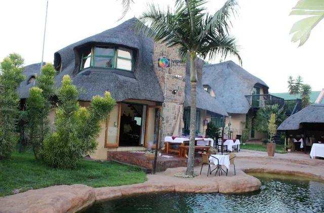 Edison Luxe Guest House  (The Lap Of Luxury)