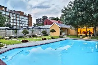 Luxurious Double Bed room with private bathroom