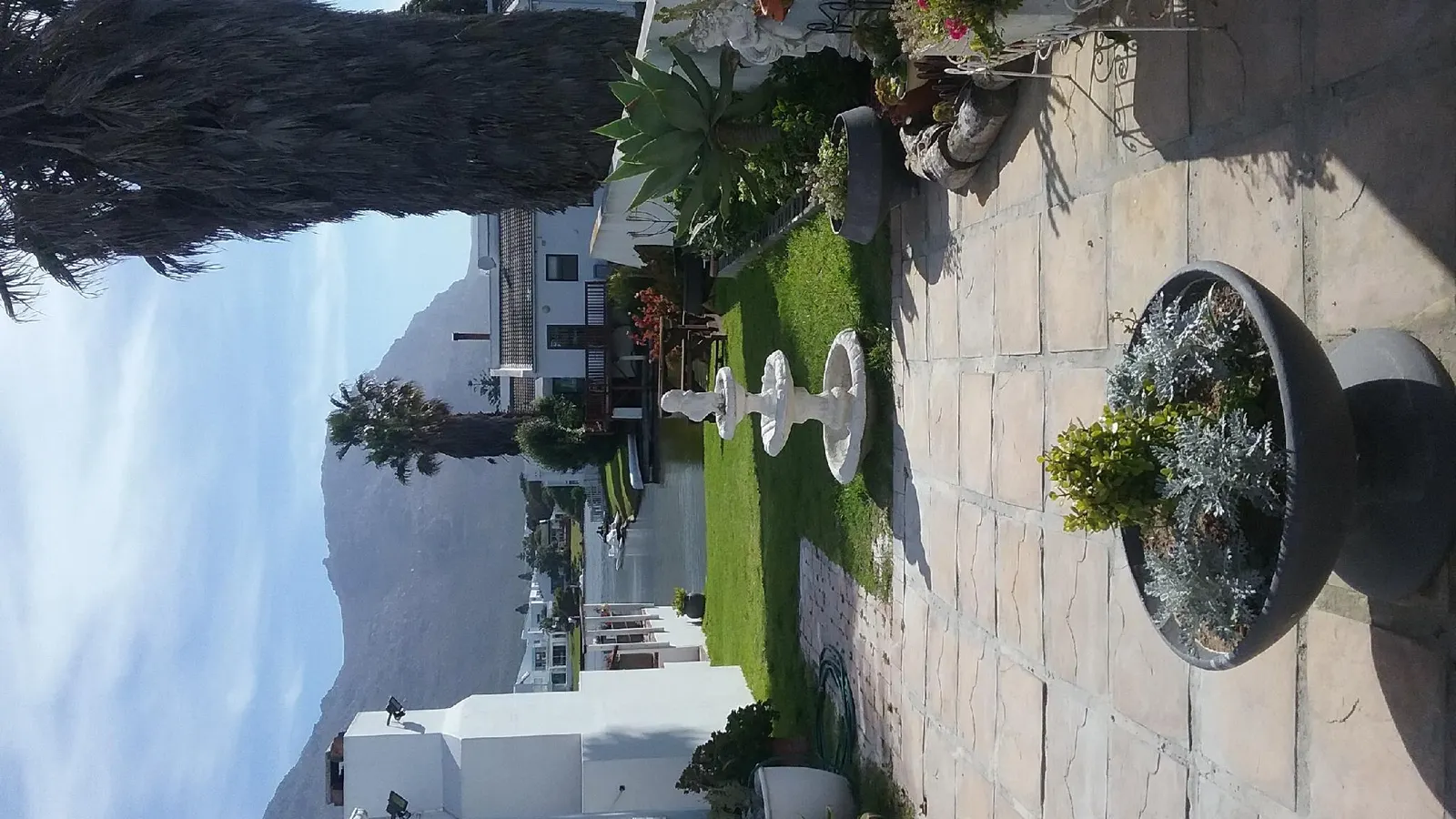 Duck In on Waters Edge No longer available! 