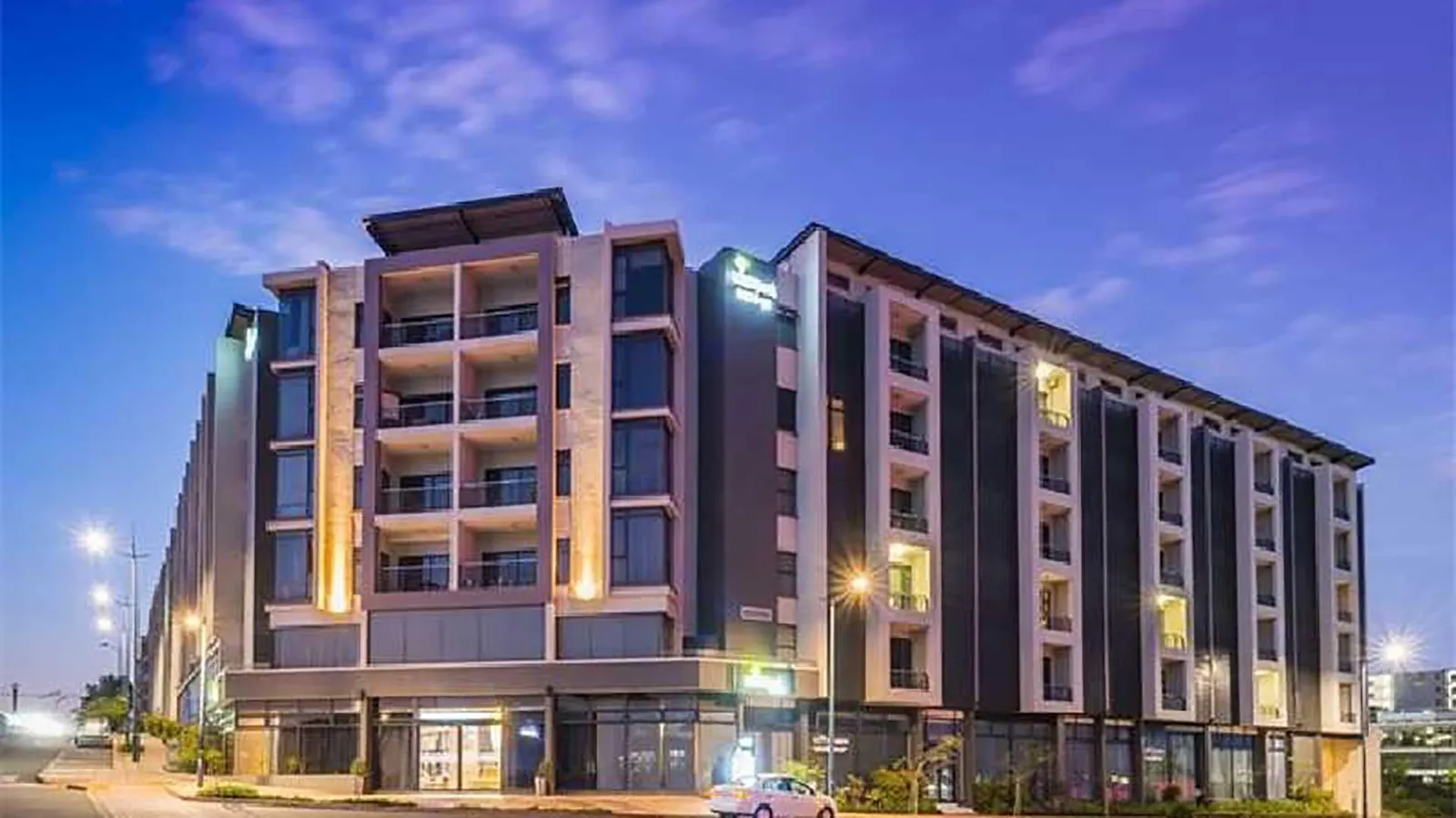 Spectacular 2 bedroom 2 bathroom in Urban Park 