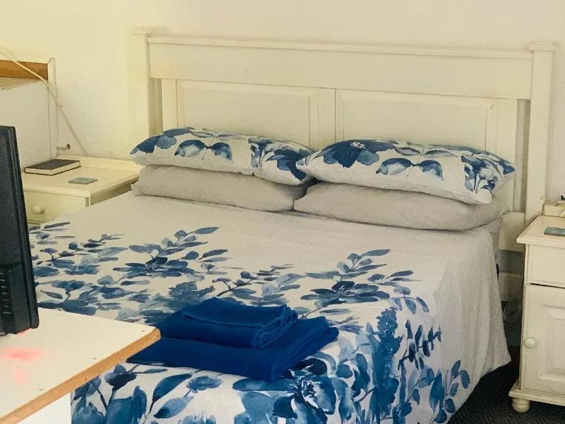 Busa House - Self catering guest house.