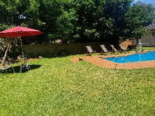 Guest House with Pool - 3 Bedroom