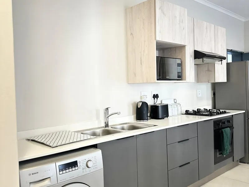 The Oasis| 93 on New| Midrand