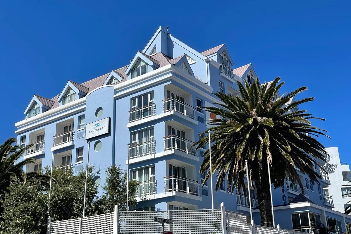 Bantry Bay Aparthotel by Totalstay