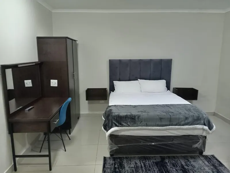 UNICITI 121 WESTSTREET