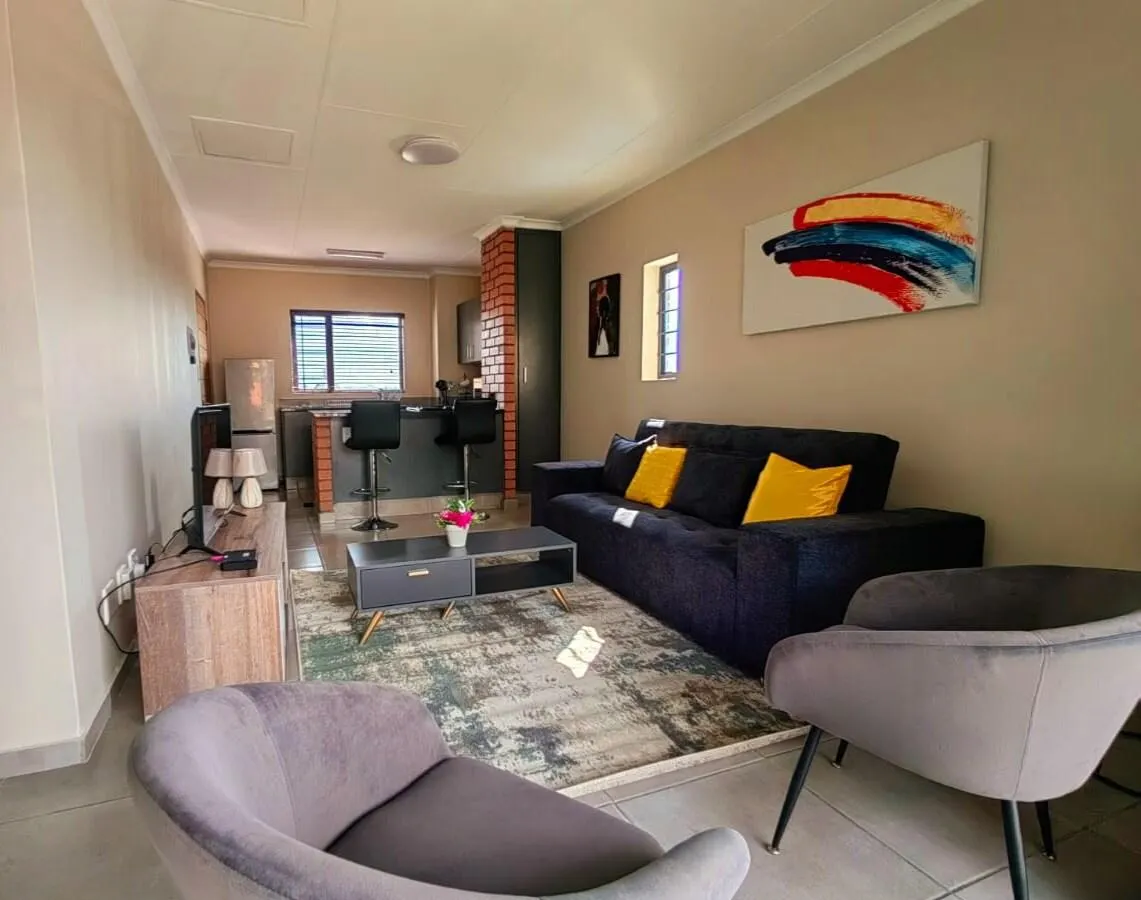 Modern 2 bed at Waterfall Ridge