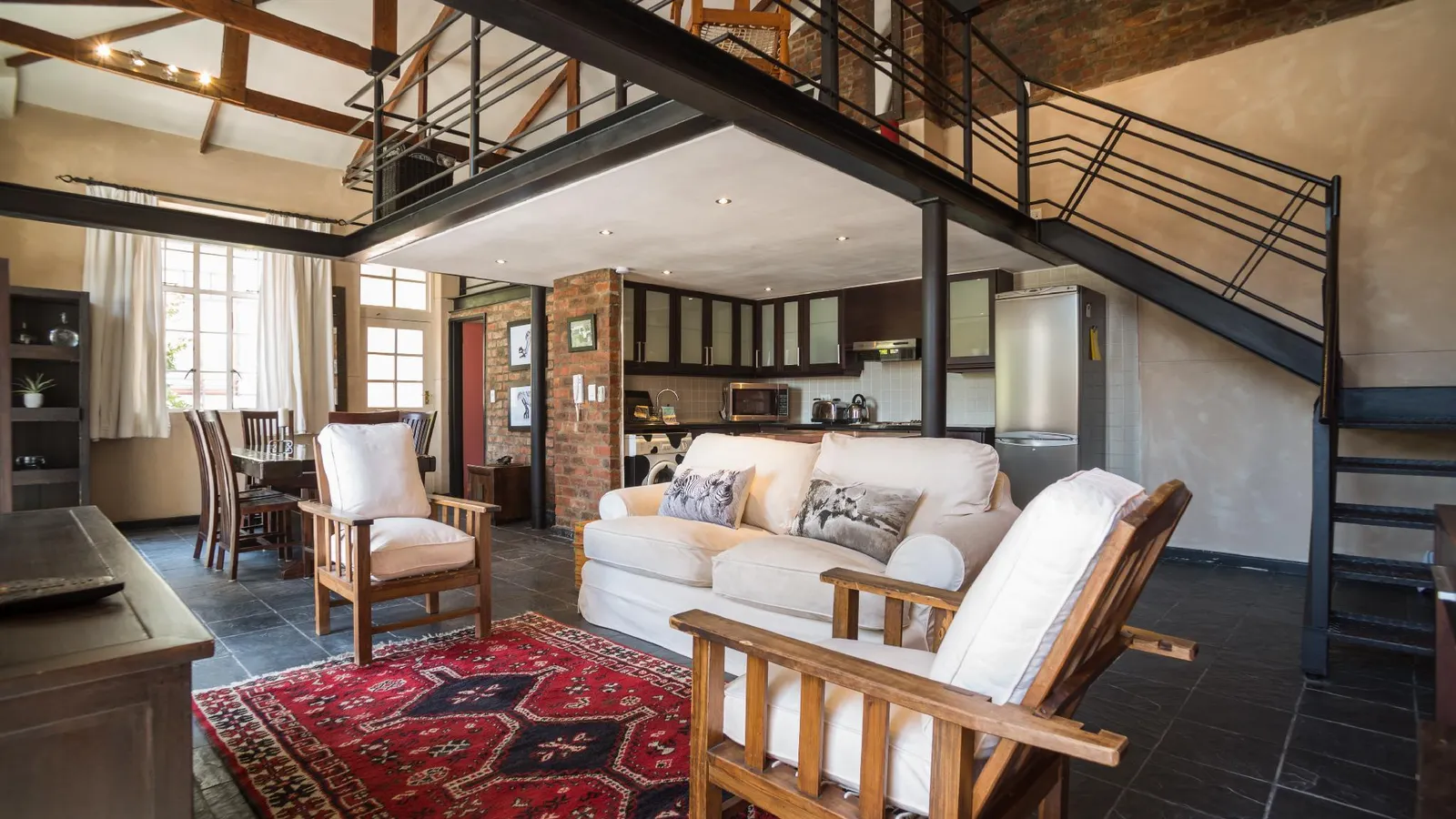 122 Victoria Junction