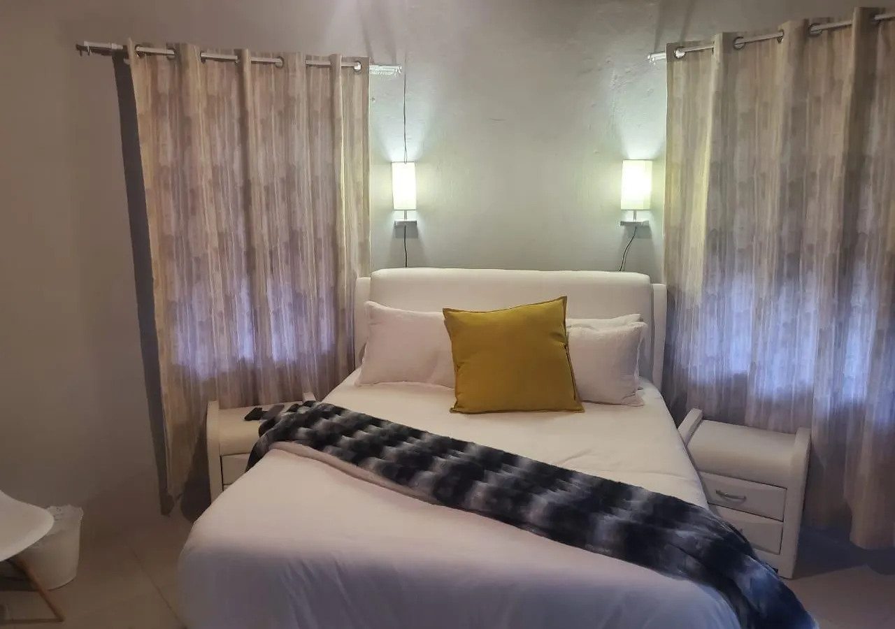 Peaceful Stay in bela bela on special deals4 Dec