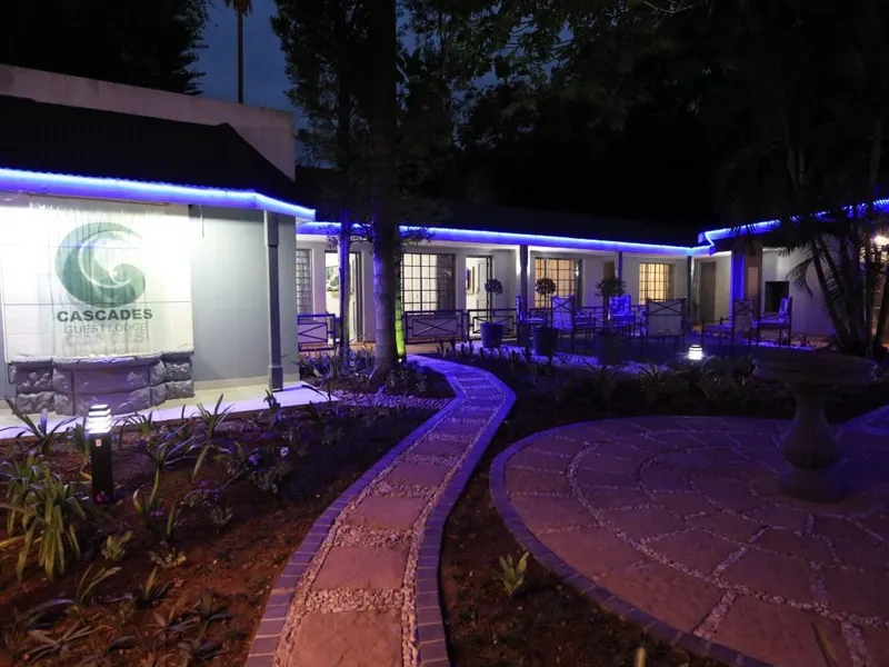 The Cascades Lodge and Apartments