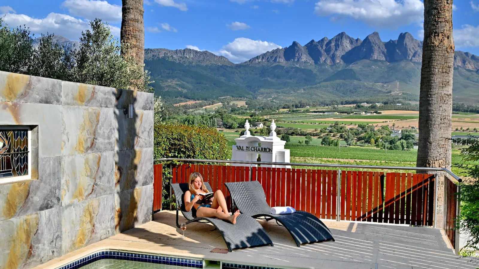 Val du Charron Coach House