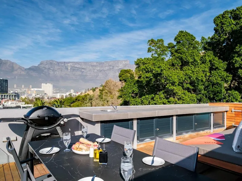 Experience Vibrant Living at De Waterkant Views