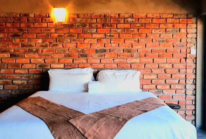 Umhambi Villa Master Bedroom Gorge View 1