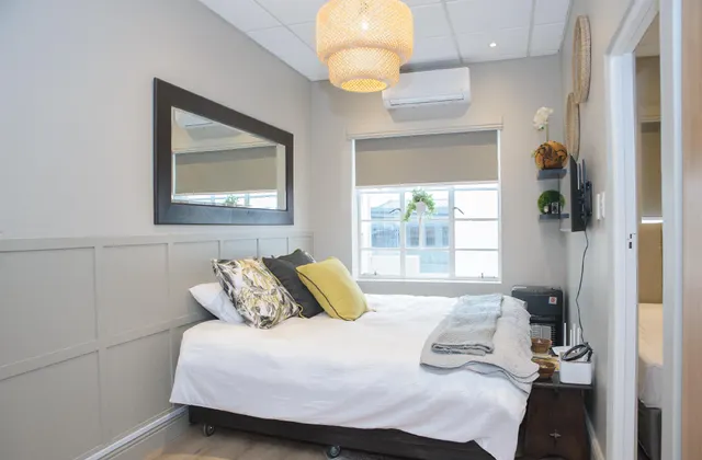 Royal Pearl, Insta-worthy APT