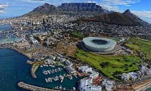 One Bedroom with Balcony and City views – photo 2, Apartment/Flat in Cape Town