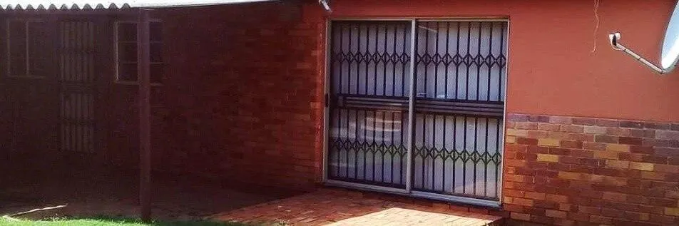 Stylish apartment in the heart of Roodepoortt