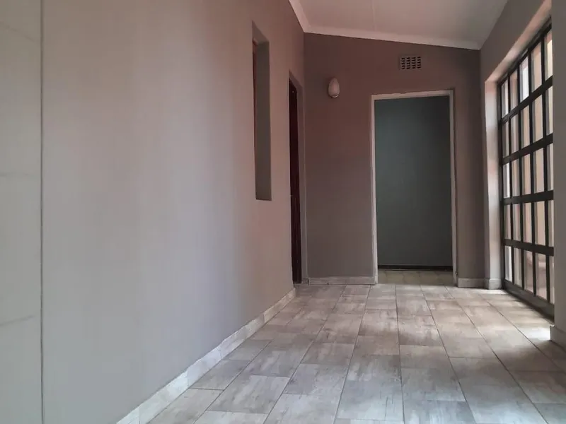 Slumberlake Guest House, Auckland Park