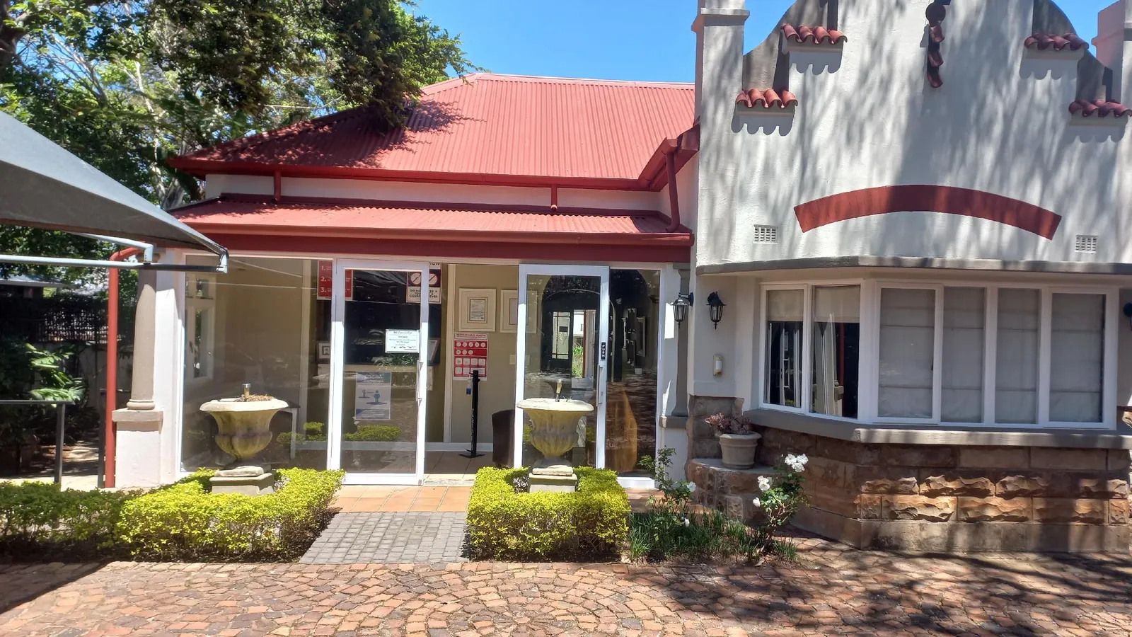 Liza's Cottage Guesthouse