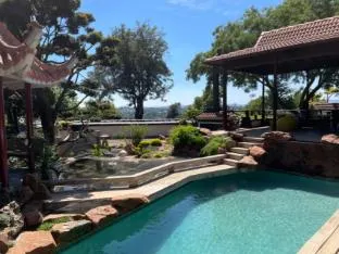 Oasis On Lily with own private pool