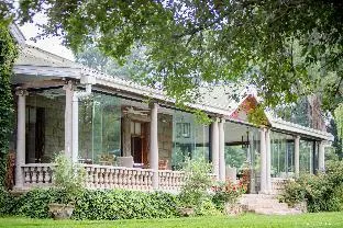 Hartfford House Hotel