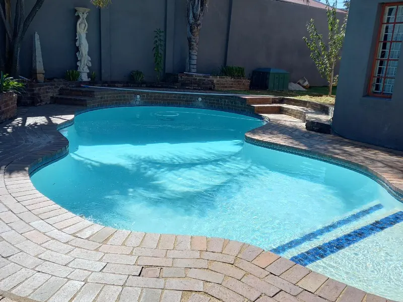 Naisar Holiday Home & Cottages,Primrose.