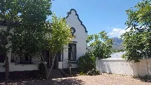Stumble Inn Backpackers Lodge – exterior or main view, Stellenbosch