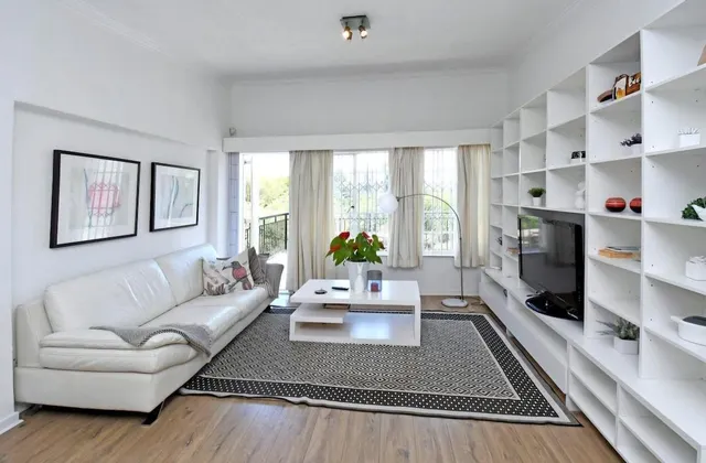 Cosy 2bed in heart of Sandton