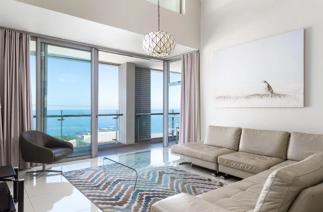 The Crystal - Spectacular sea views in Camps Bay