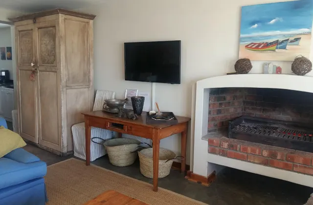 Baleine Vue Beach front family home