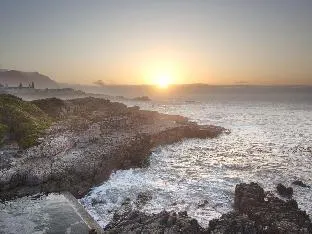 Hermanus Guest House – photo 4, Bed and breakfast in Hermanus
