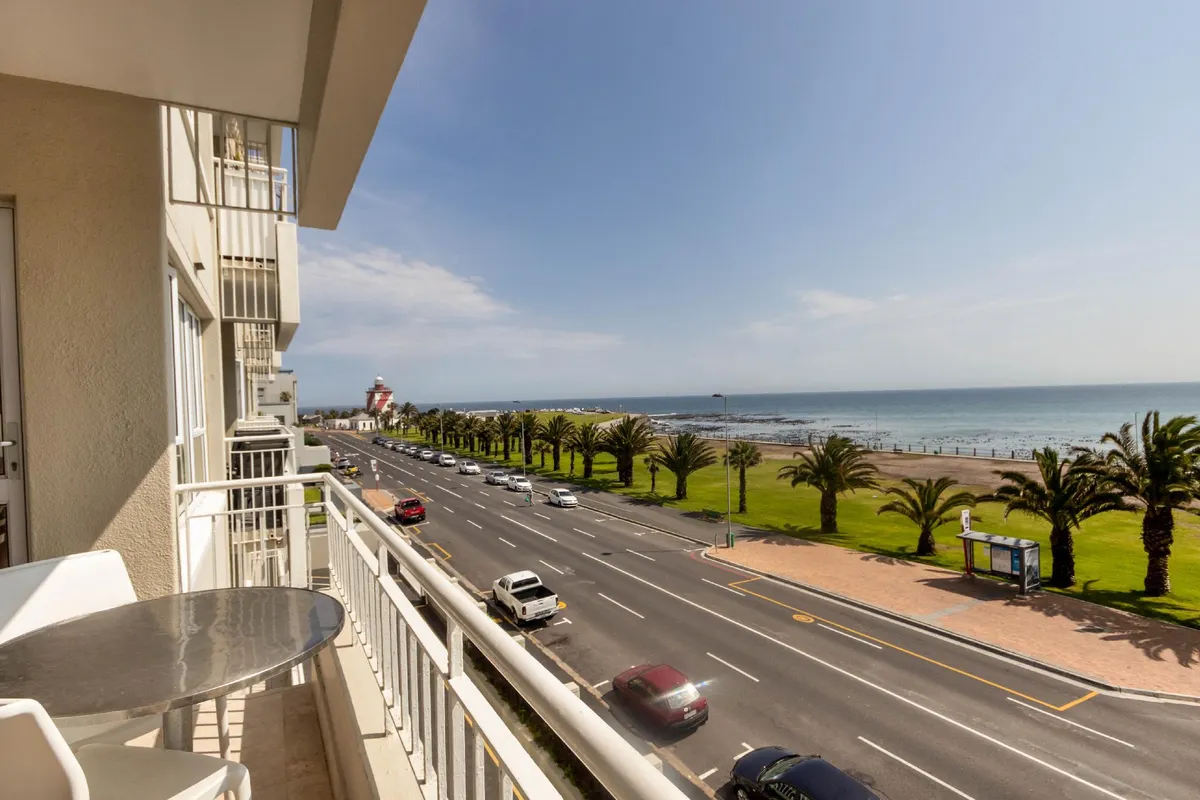 Third floor sea facing 2 bedroom apartment