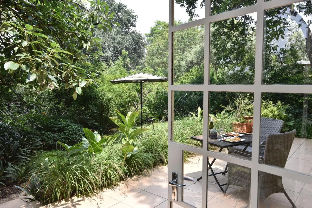 Lemon Thorn Cottage for 2 people with wonderful private terrace in garden