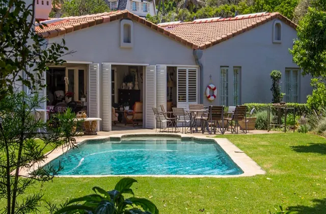 Maison H Guest House