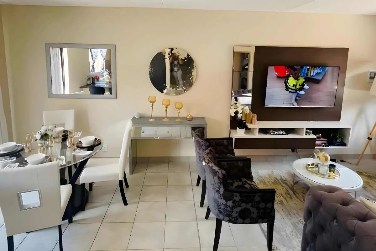 Mello's 3 Bedroom Villa