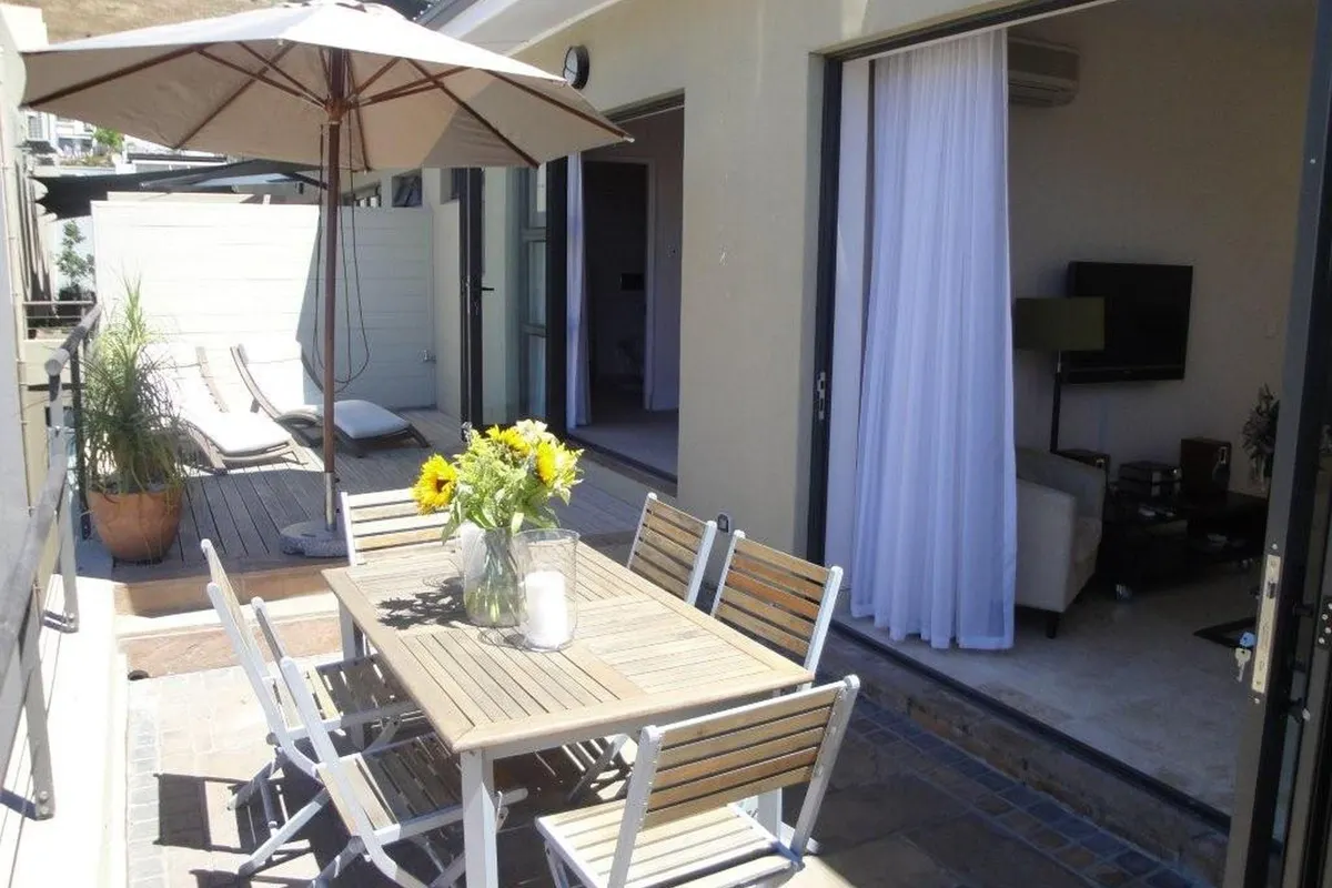 Hill House (2 bedroom) (7)