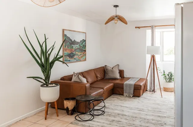 Spacious Central Apartment