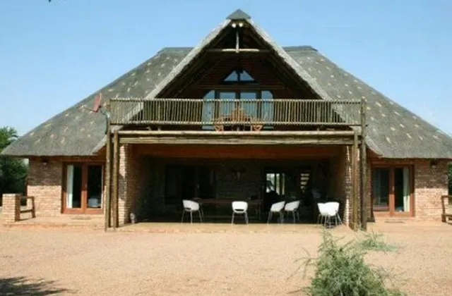 Makhato 84 Bush Lodge