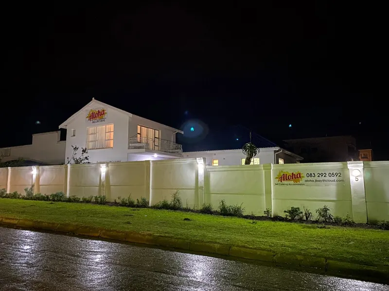 House 10 Sleeper Unit