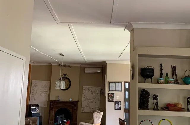 Luxurious JT Comms African Guest Residence 