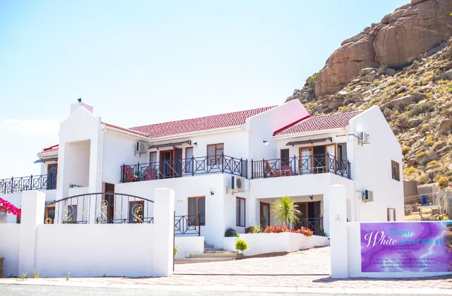 Nama White Guesthouse