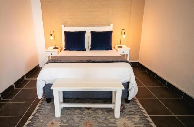 Four Seasons Struisbaai