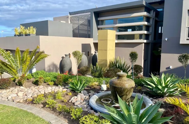 Villa 18 on Gordonia - luxurious & newly decorated