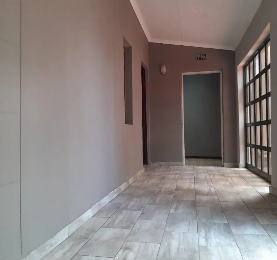 Slumberlake Guest House, Auckland Park