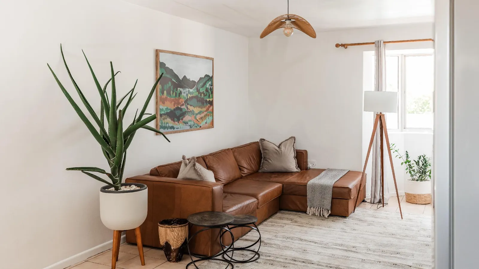 Spacious Central Apartment