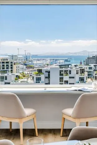 Charming Central Apartment Aquene bay – photo 3, Apartment/Flat in Cape Town