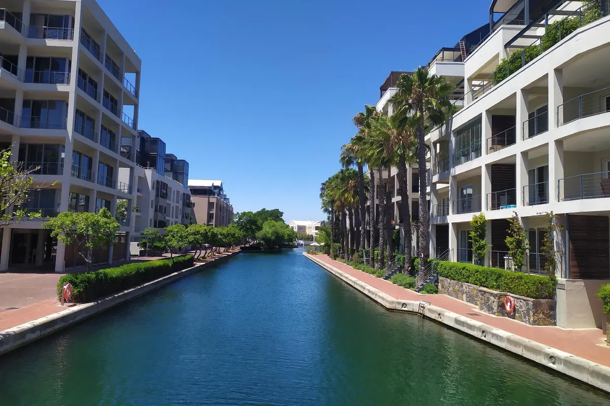 One Bedroom Apartment - fully equipped Waterfront based