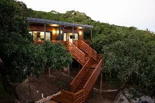 Kingfisher Suite - Treetop Guesthouse