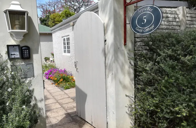 AppleBee Guest Cottages