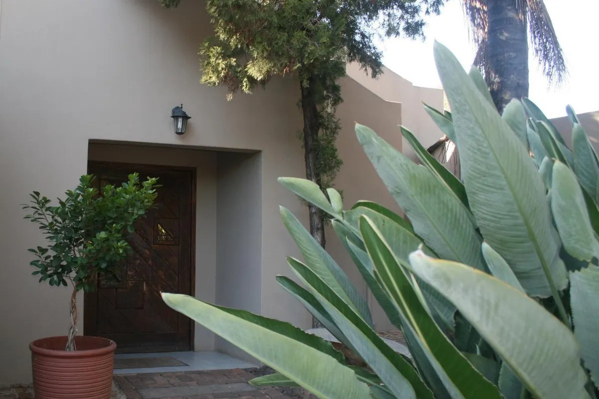 Pta East Guest Rooms