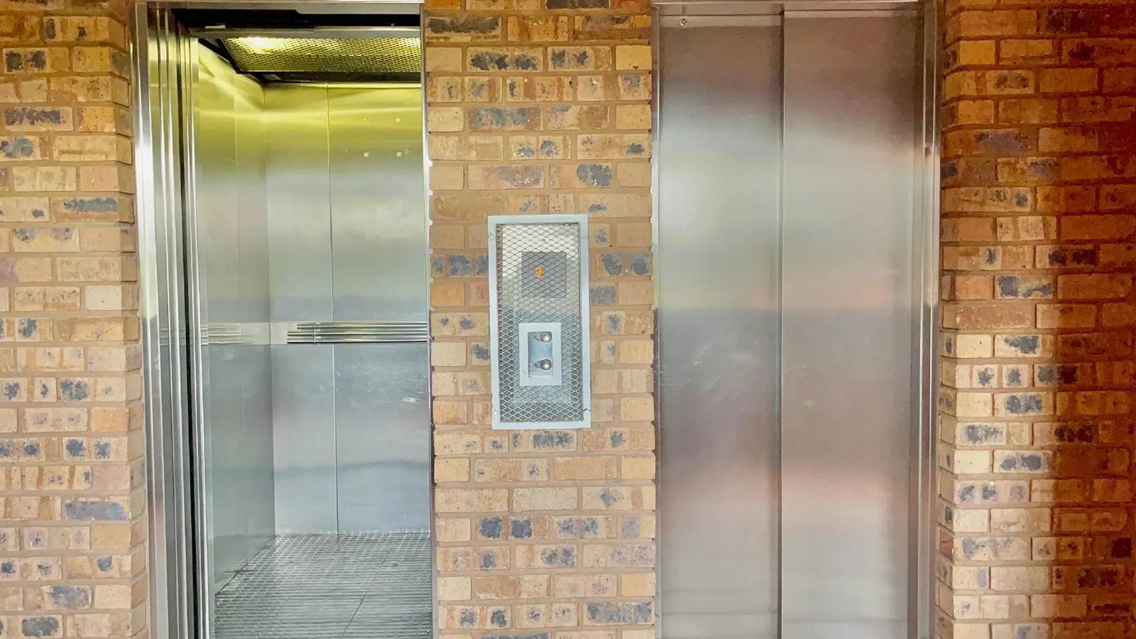 CaCoon. Modern Simplicity