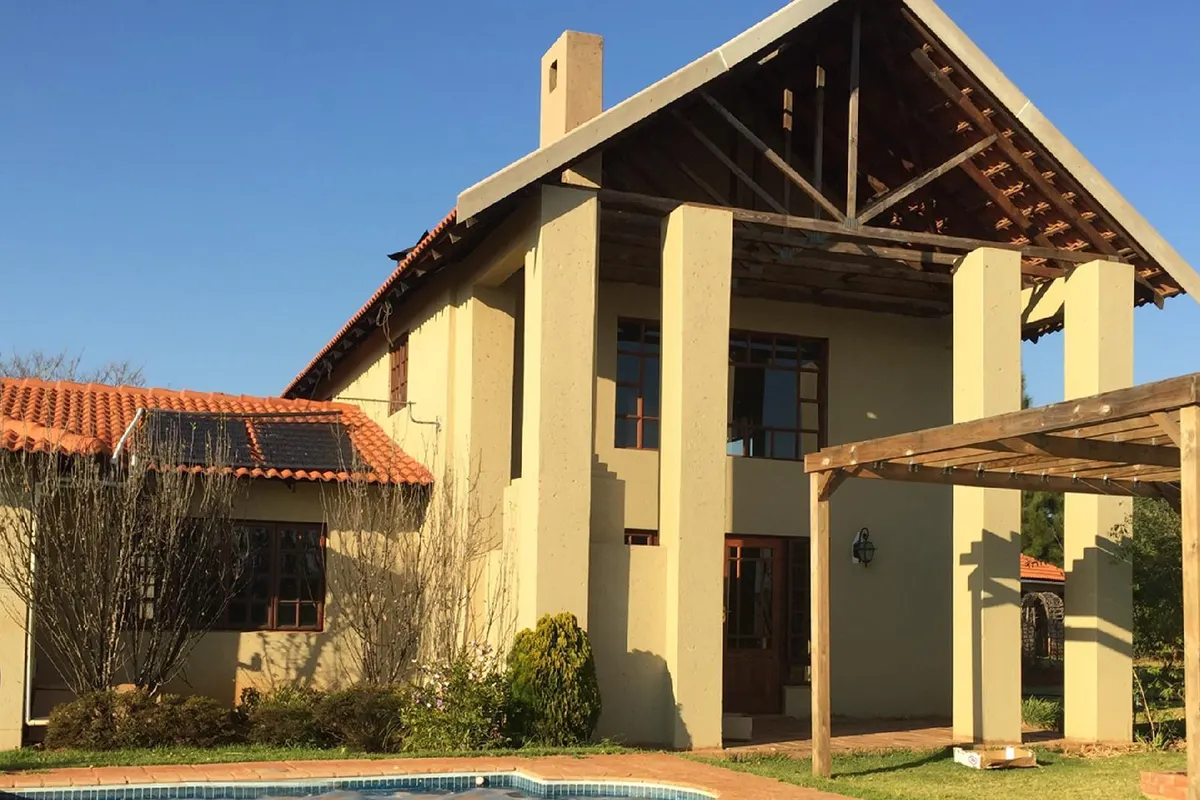 White Linen Guesthouse